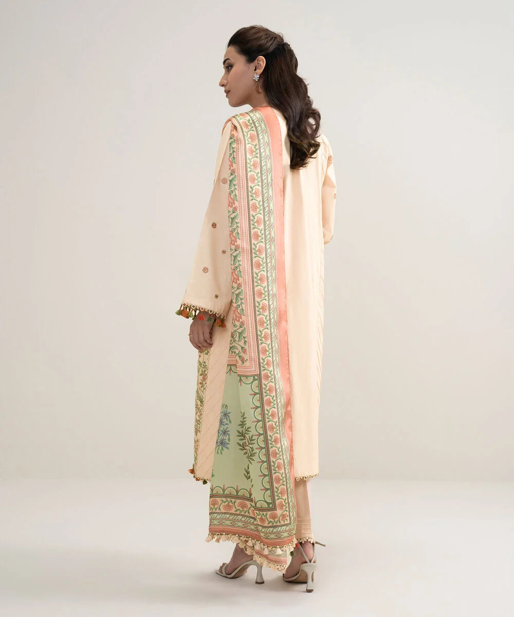 3 Piece - Embroidered Lawn Suit