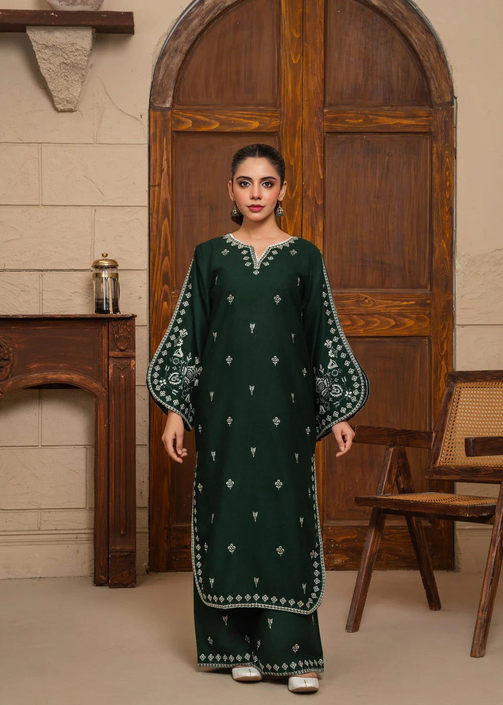 2-PC Lawn Embroidered Women's Suit