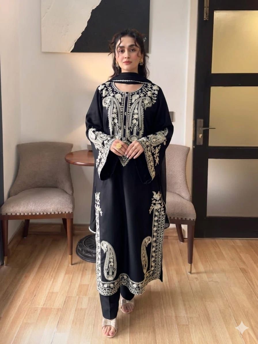 3PIECE Embroidered Summer Suit