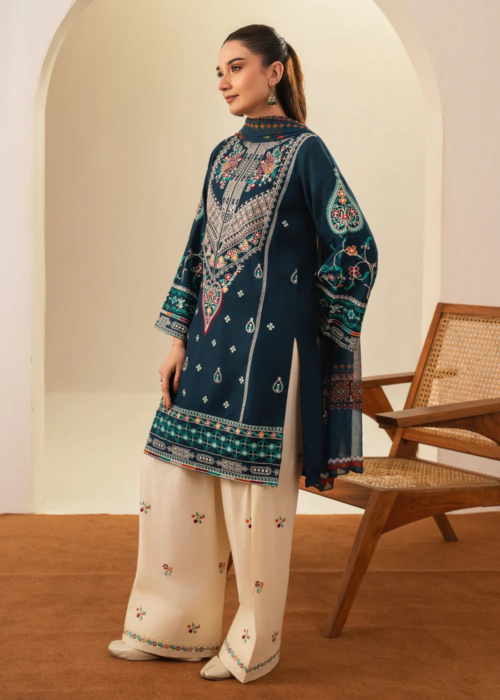 3-PC Lawn Embroidered Women's Suit