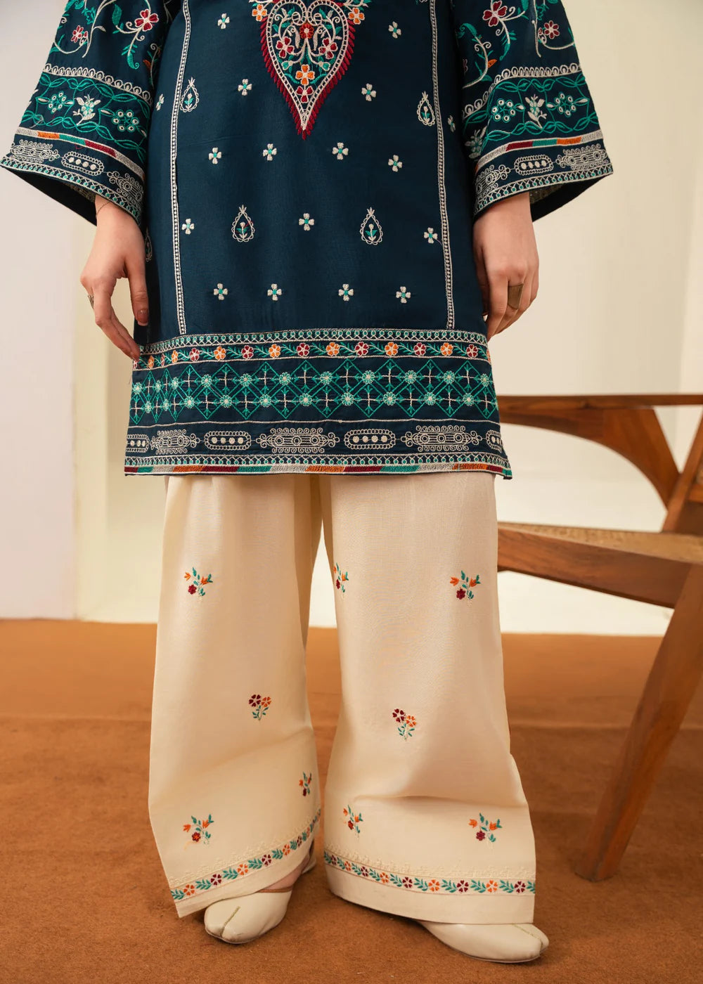 3-PC Lawn Embroidered Women's Suit