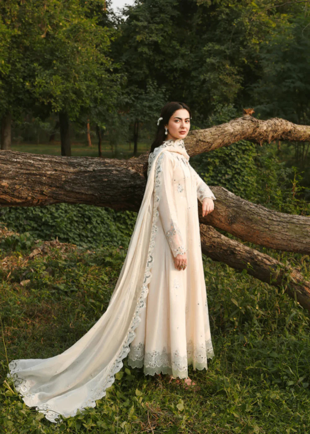 3PC chikankari jacquard maxi With Chiffon Dupatta