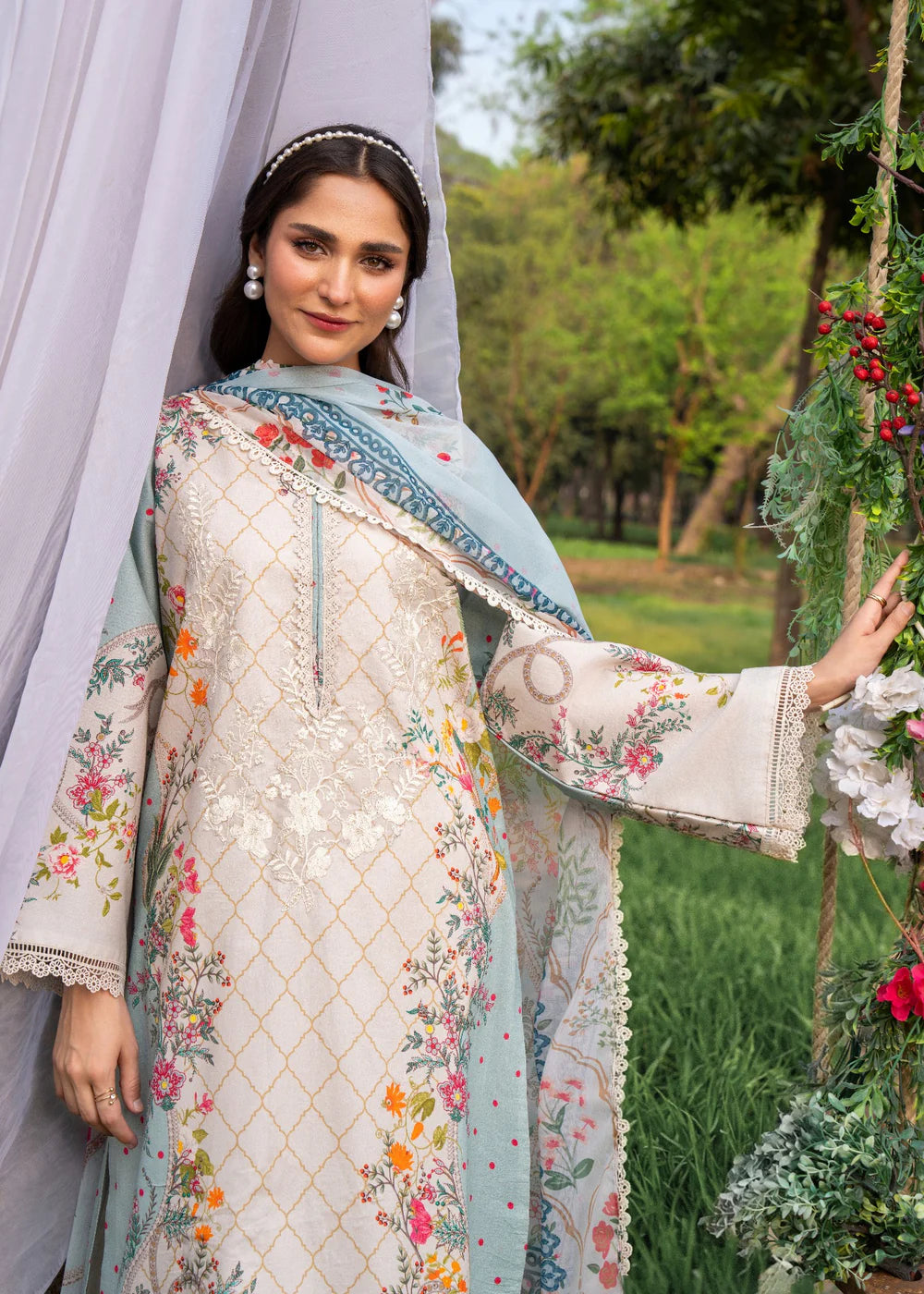 3 Piece Embroidered Cotton Women's Suit
