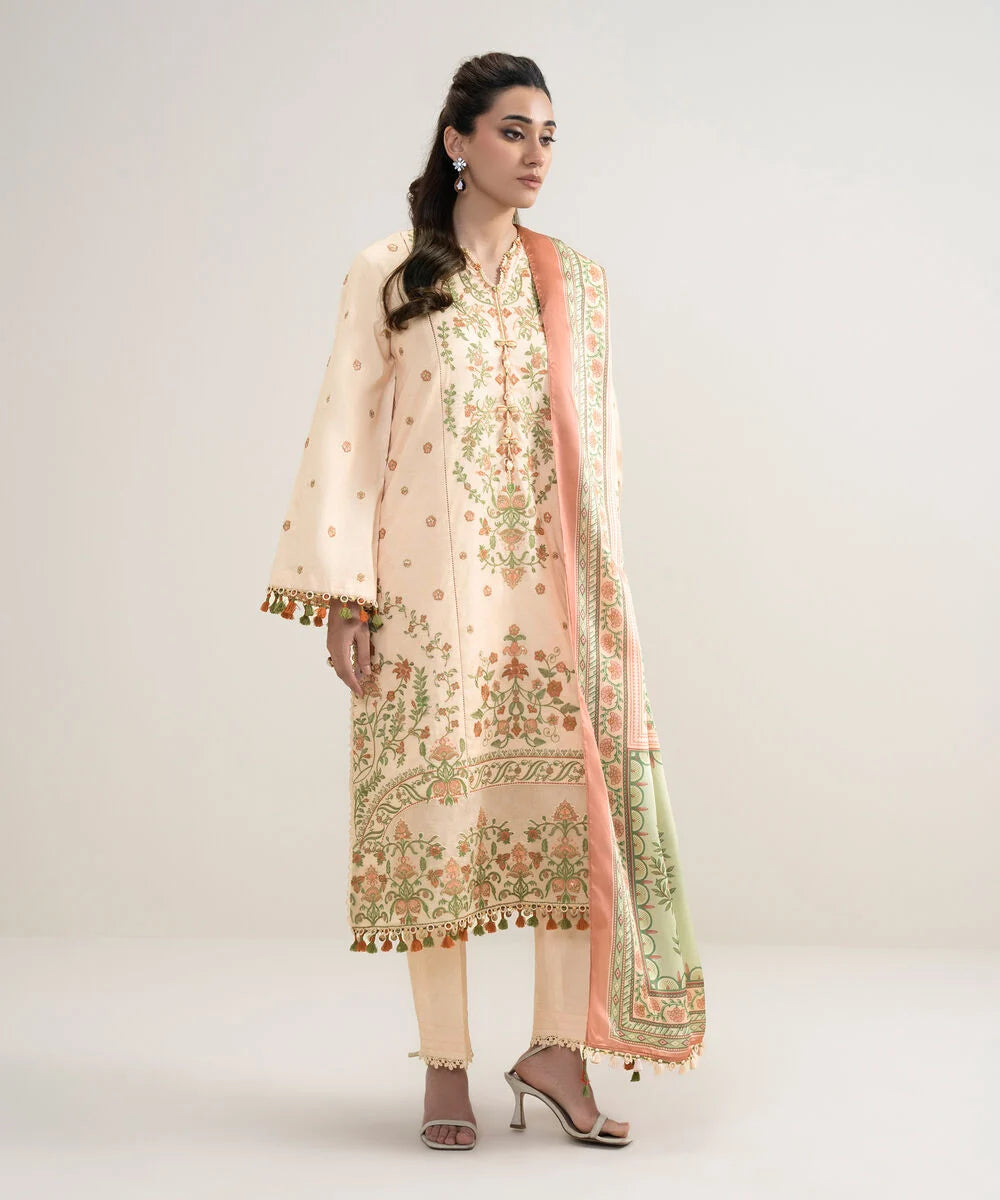 3 Piece - Embroidered Lawn Suit