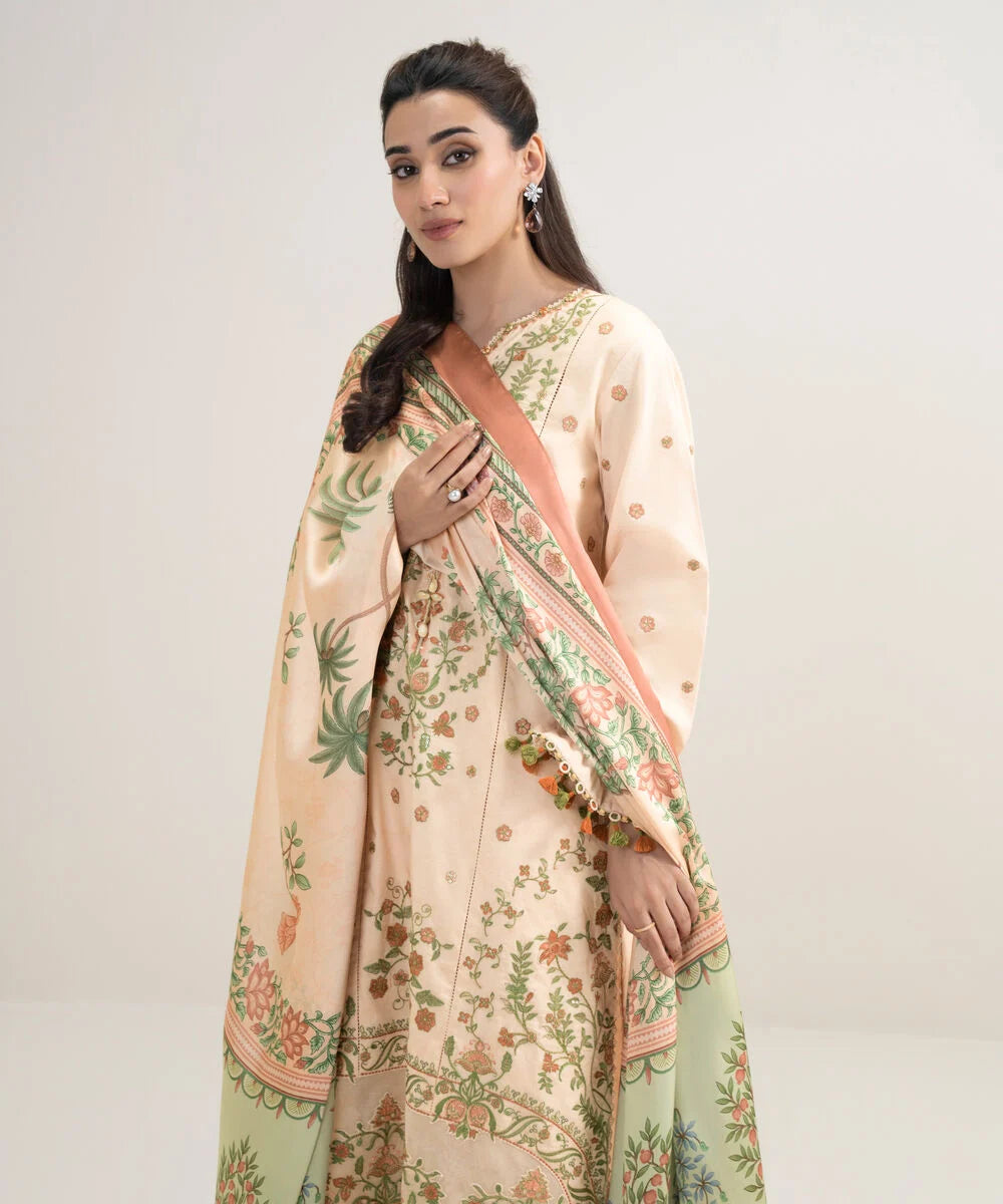 3 Piece - Embroidered Lawn Suit