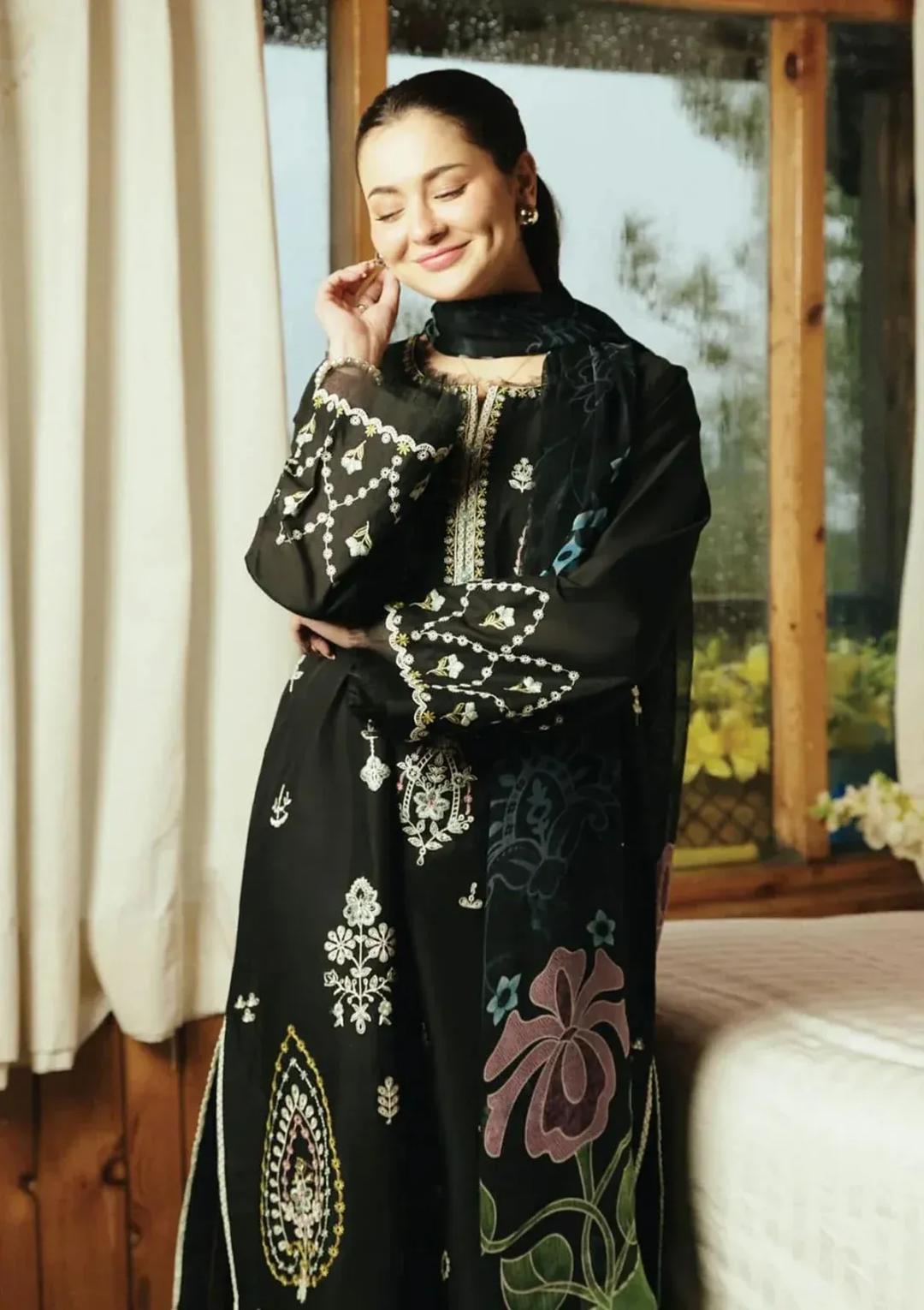 Black Embroidered Kurta Set for Women