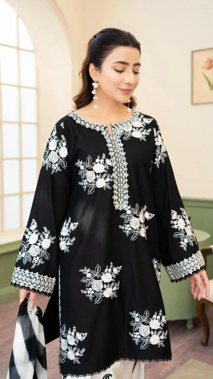 3 Piece Summer Collection Lawn Suit