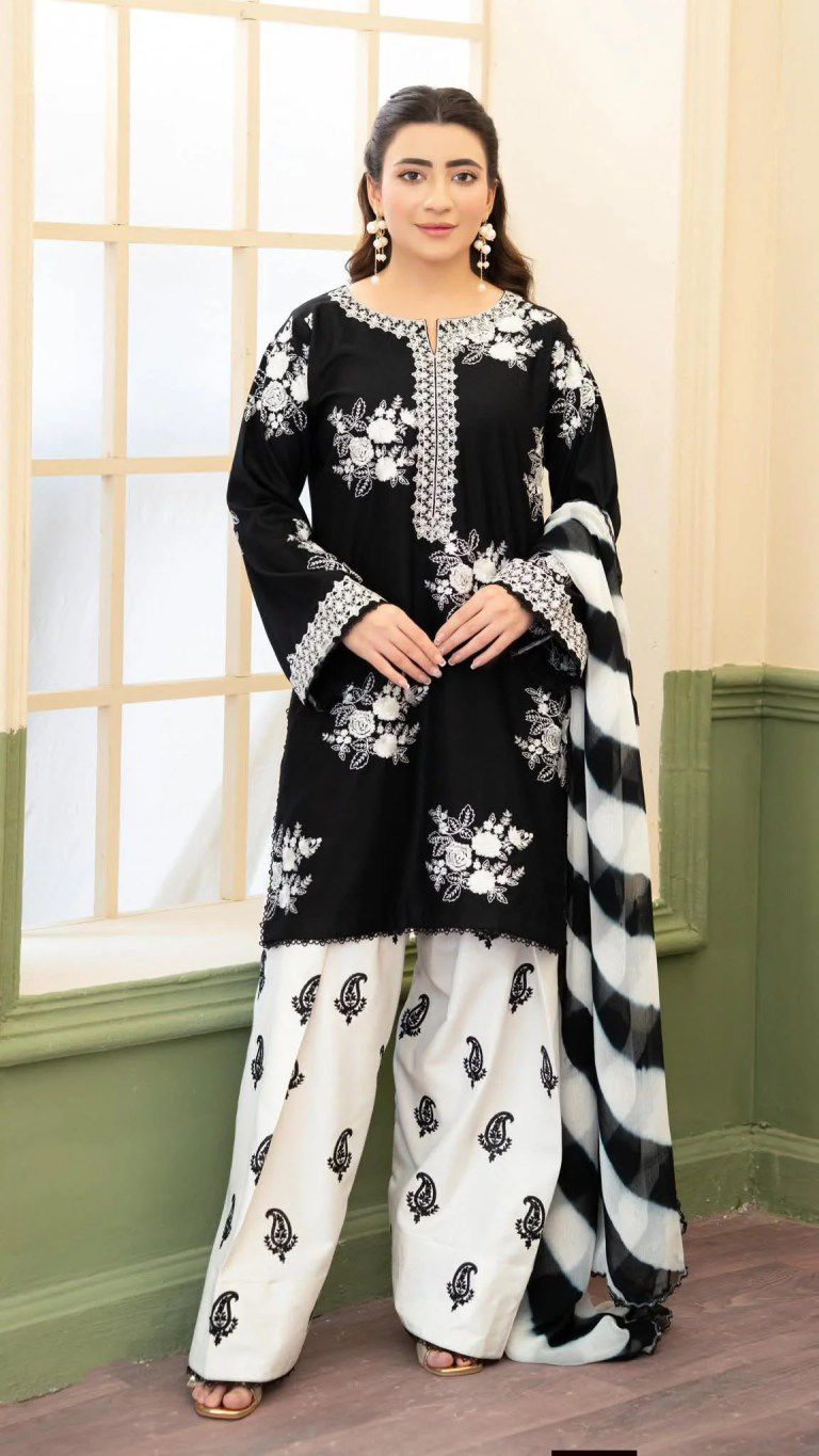 3 Piece Summer Collection Lawn Suit