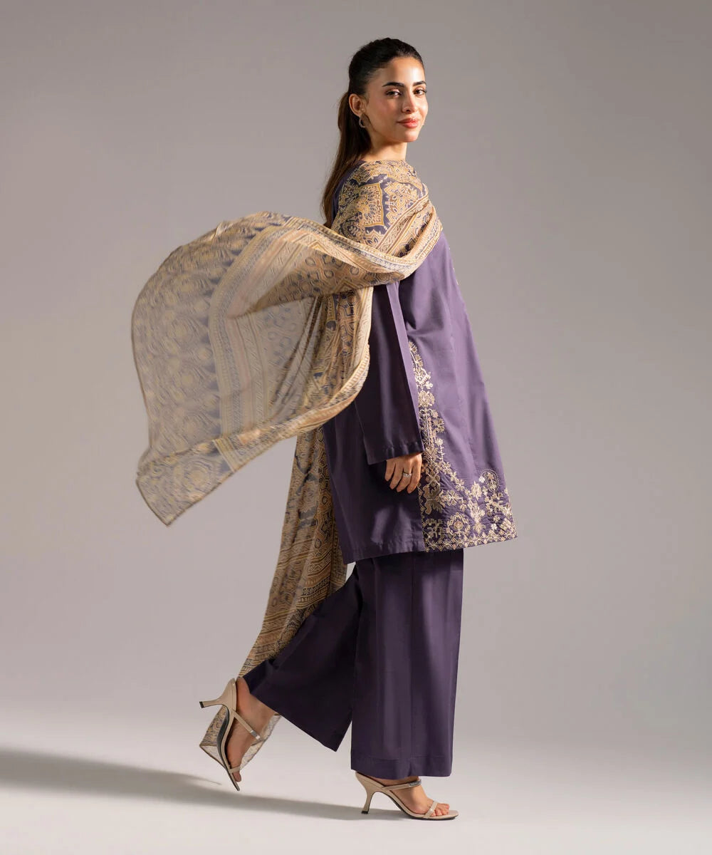 3 Piece - Embroidered Lawn Suit