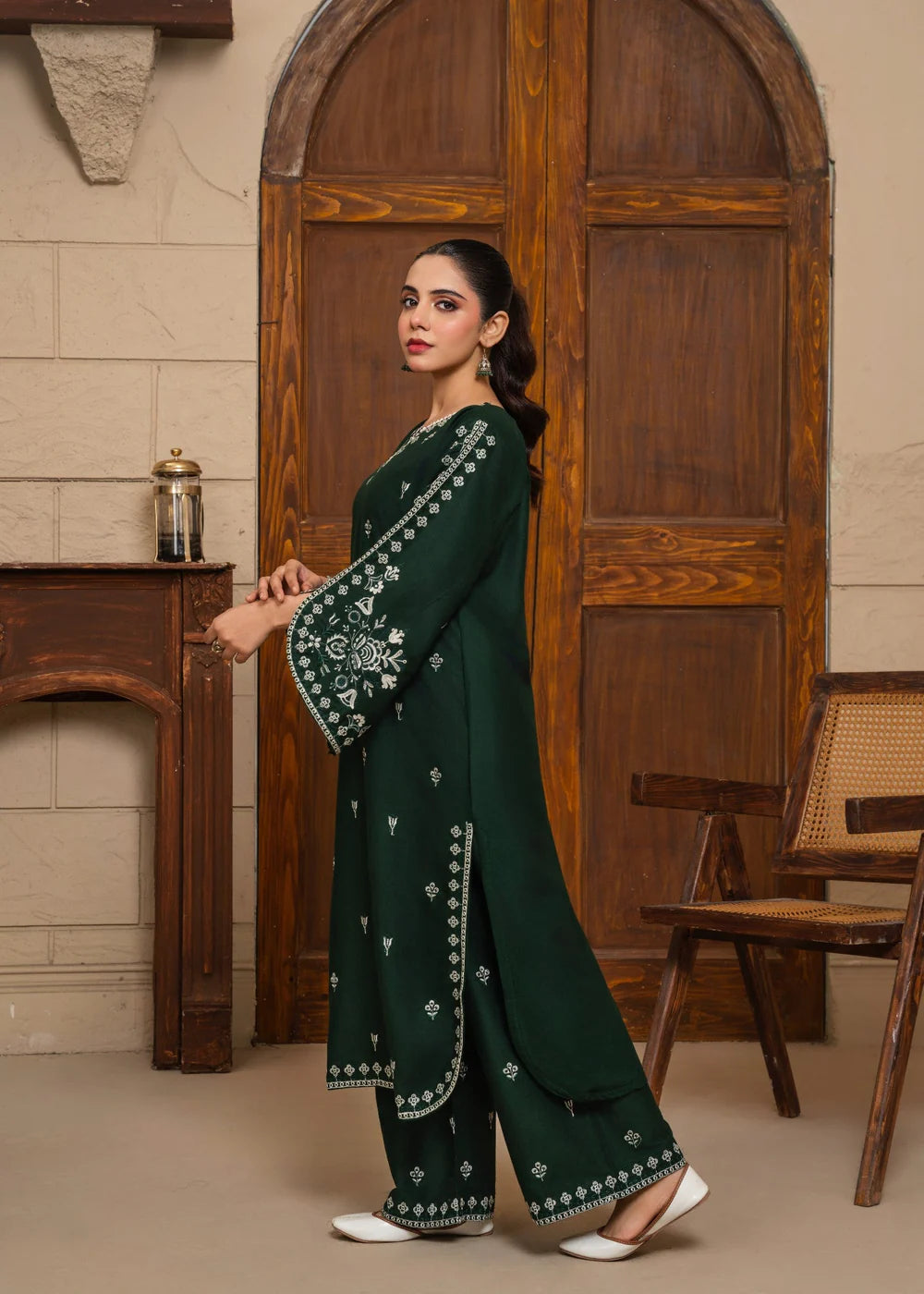 2-PC Lawn Embroidered Women's Suit