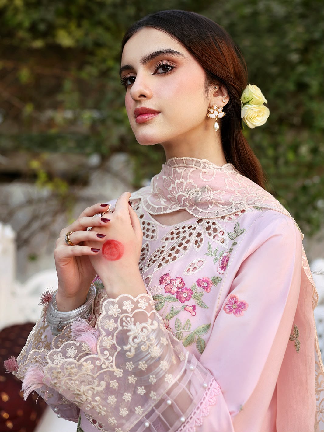 Mahnur Premium Cotton Chickenkari 3PC Ensemble - Heavy Embroidered Organza Dupatta