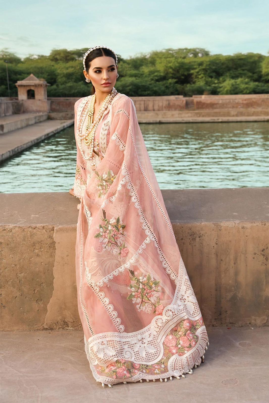 3PIECE Luxury Embroidered Collection