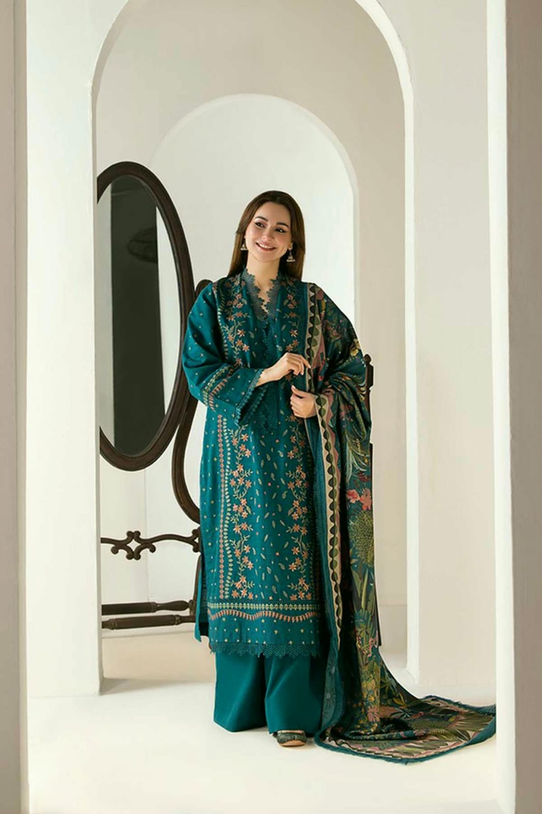 3PIECE Luxury Embroidered Collection