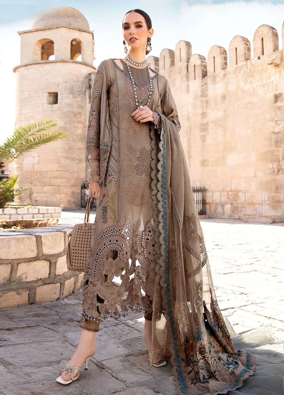 3PIECE Luxury Embroidered Collection