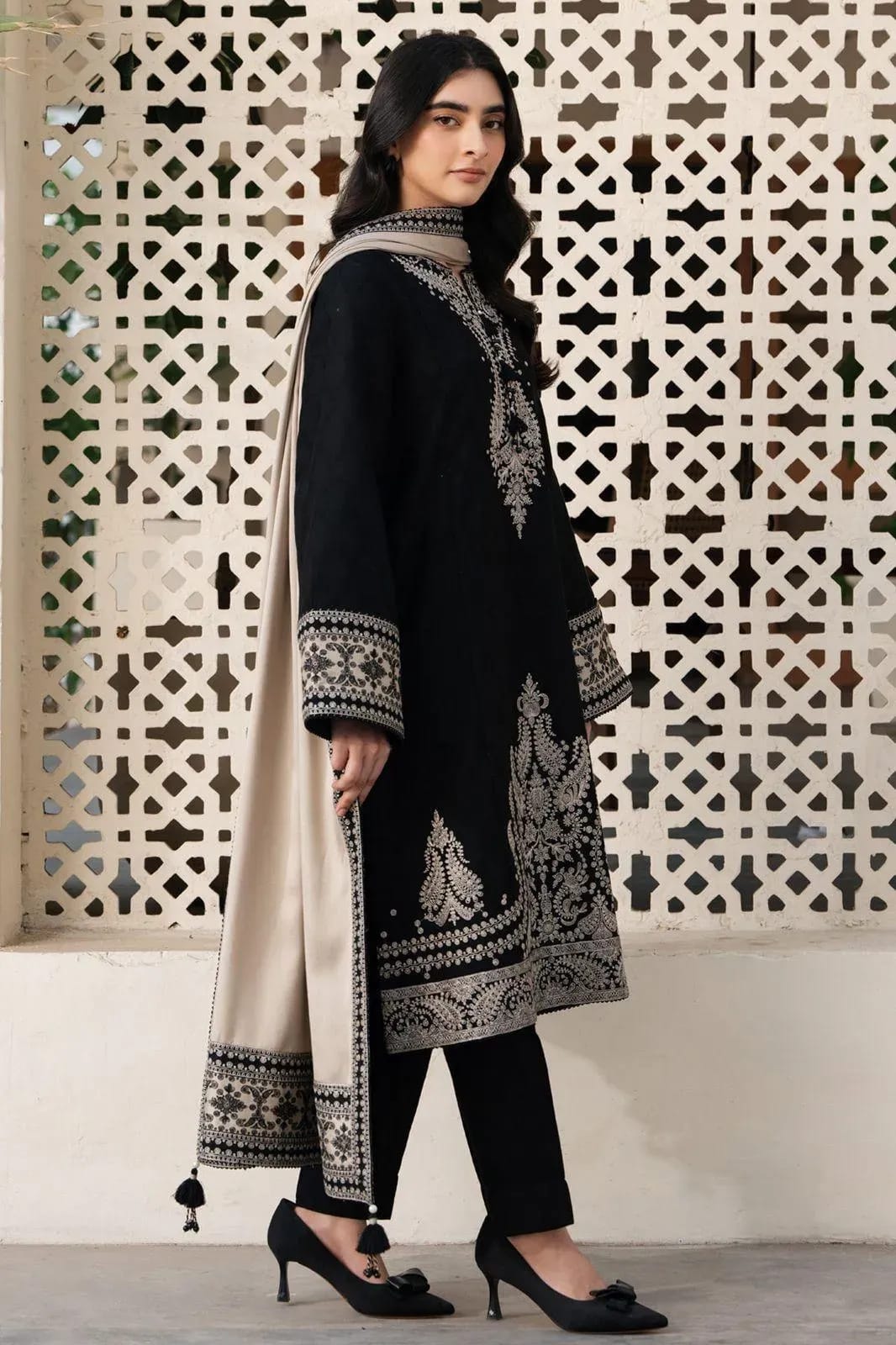 3PIECE Embroidered Summer Collection