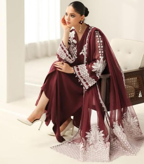 3PIECE Luxury Embroidered