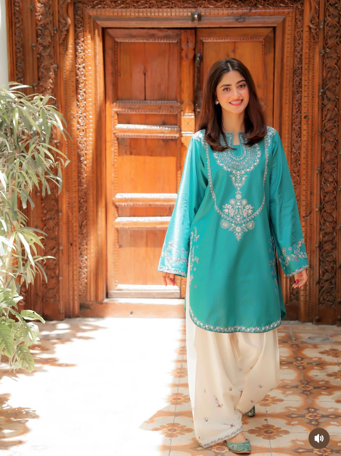 2PC Embroidered Summer Suit