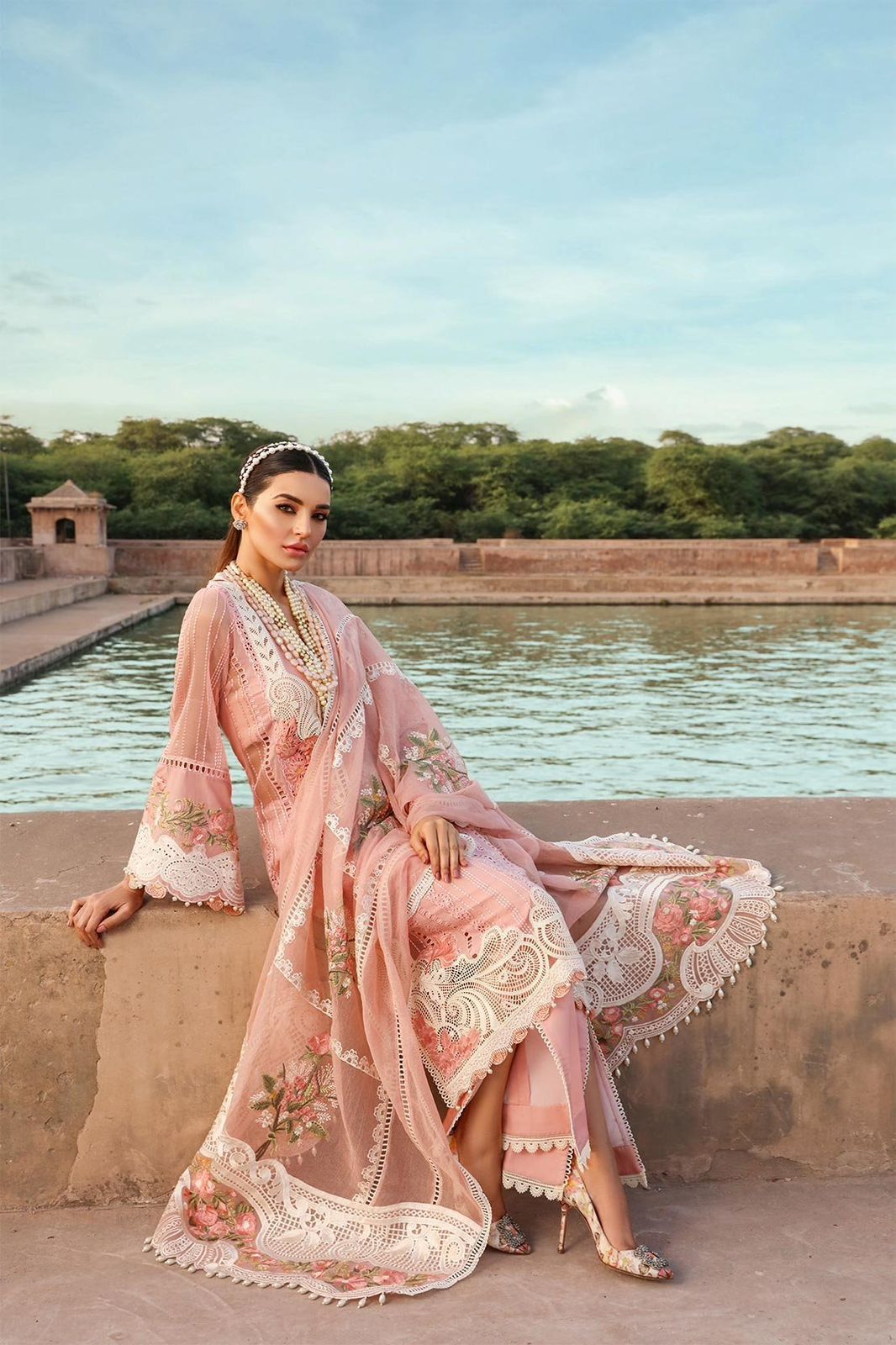 3PIECE Luxury Embroidered Collection