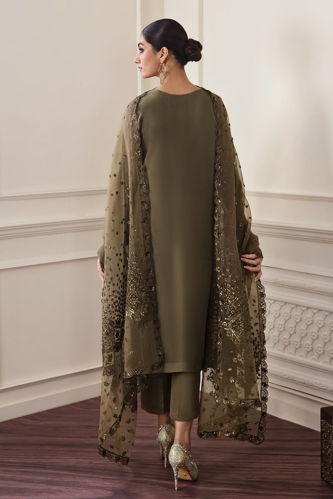 3PIECE Luxury Embroidered Chiffon with Organza Dupatta