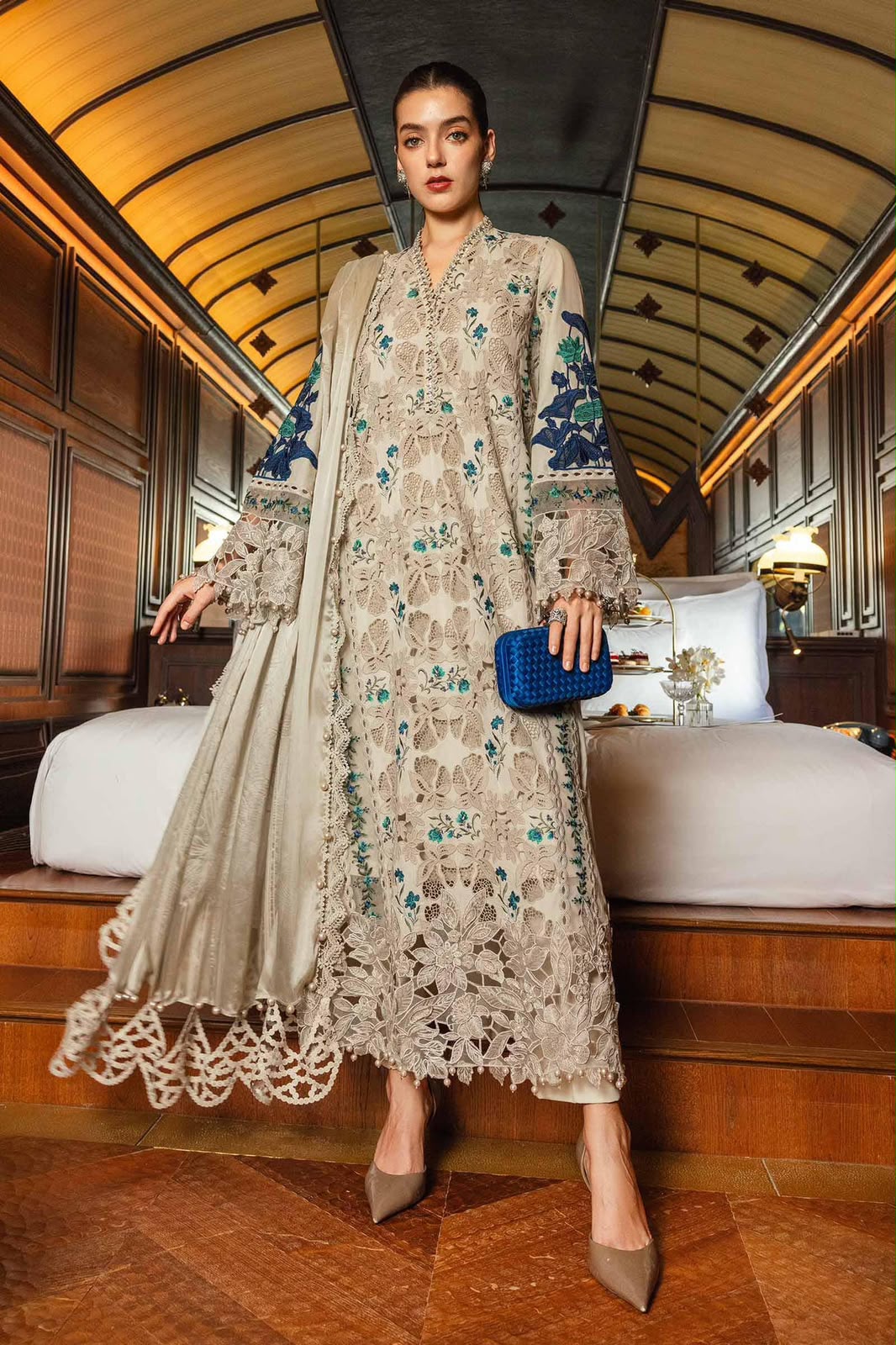 Maria B Exclusive Premium Slub Lawn 3PC Suit - Heavy Chikankari Embroidery Ensemble