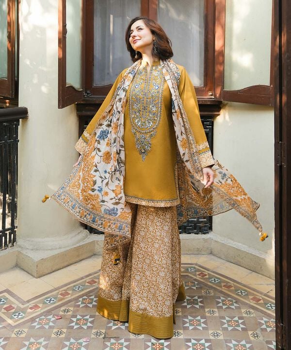 3PIECE Embroidered Summer Collection