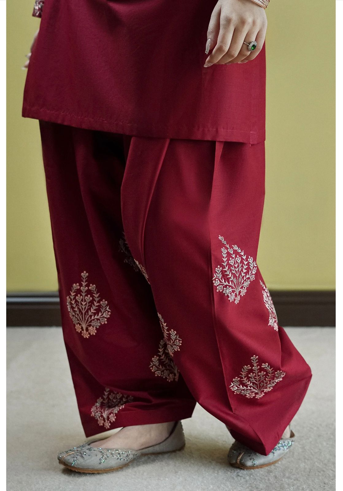 2PC Embroidered Summer Suit