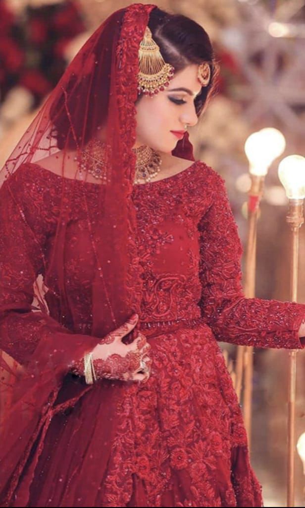 3PIECE Luxury Embroidered Net Gown